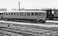 413